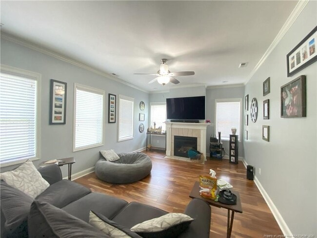 Foto del edificio - 351 Maplewood Dr