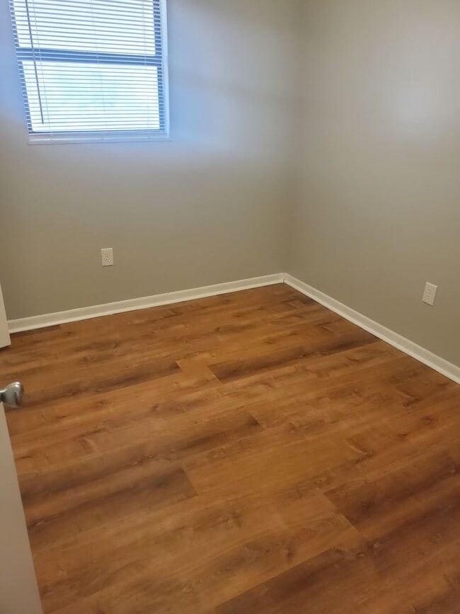 Foto del edificio - Sevierville - 2 bedroom, 1 bath apartment - Call Linda Meese (865) 591-6004