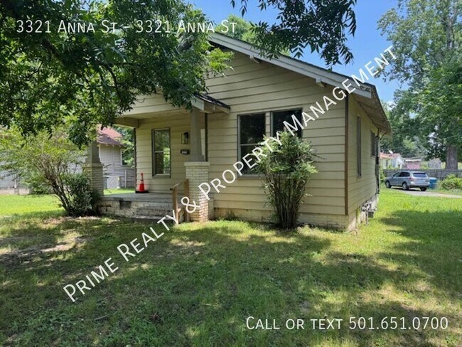 Building Photo - 3321 Anna St