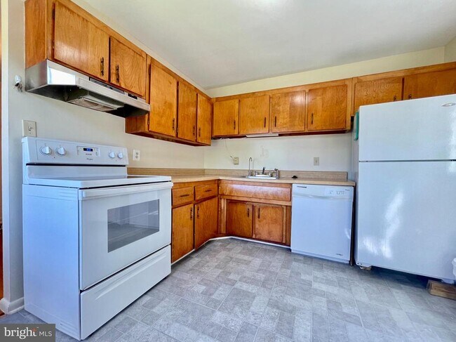 Foto del edificio - 3703 Towanda Rd