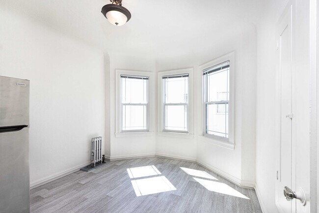 Foto del edificio - 1965 Page St