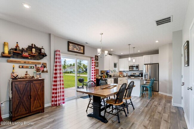 Foto del edificio - Beautiful Shelbyville Home For Rent