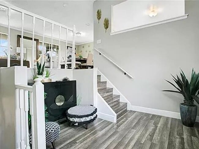 Building Photo - Deerwood Living at Its Best – 4-Bed, 3-Bat...