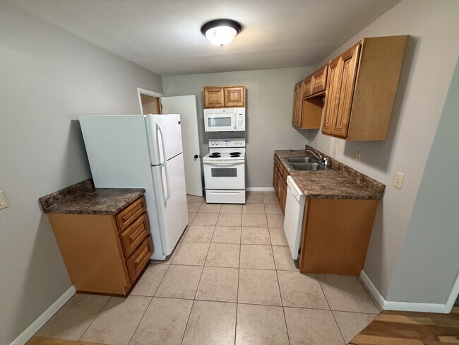 Building Photo - 171 Vulco Dr