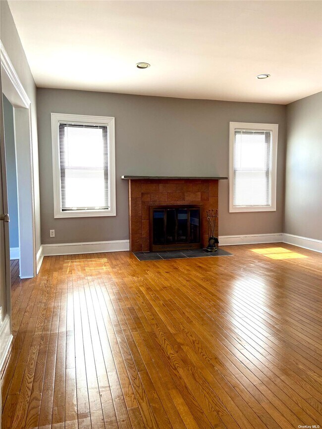 Foto del edificio - 308 Plainfield Ave