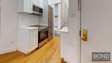 Building Photo - 592 Amsterdam Ave