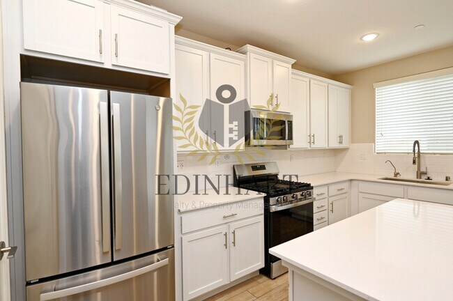 Foto del edificio - 231 Nabors Dr S