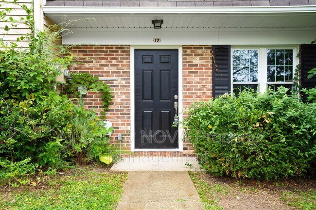 Foto del edificio - 17 Heather Ln