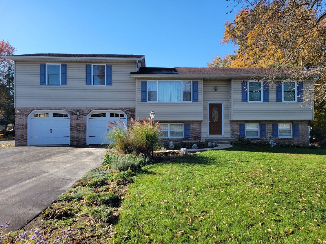 Foto principal - 7170 Ruritan Drive, Chambersburg
