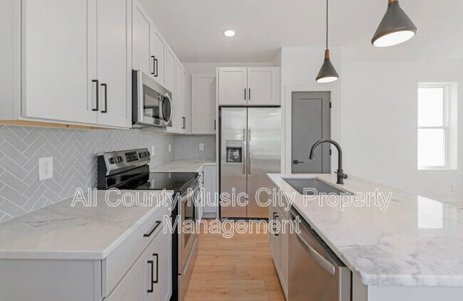 Foto del edificio - 204B Alta Loma Rd