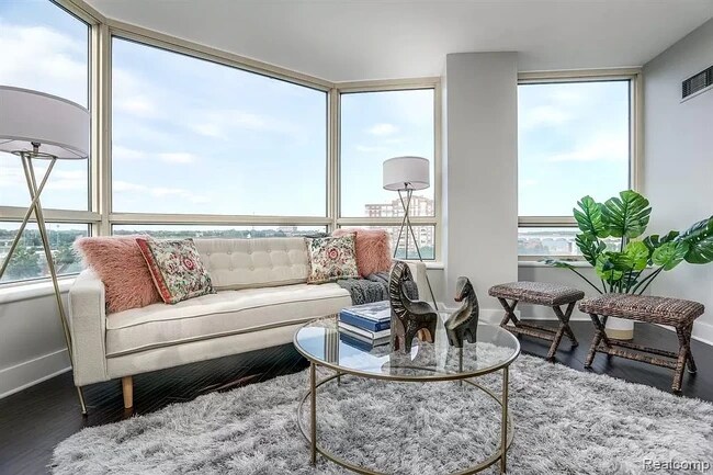 Foto del edificio - 3320 Spinnaker Ln