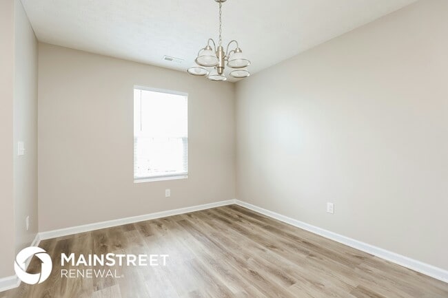 Building Photo - 242 N Blakemore Ave