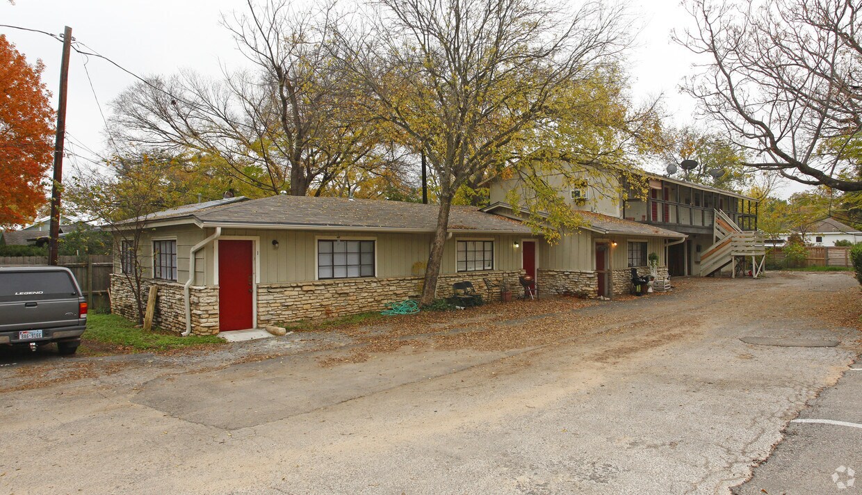 Primary Photo - Anita Gardends Apartments