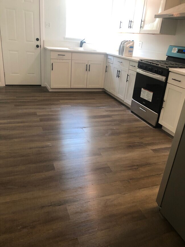 Foto del edificio - 1314 Burleson St