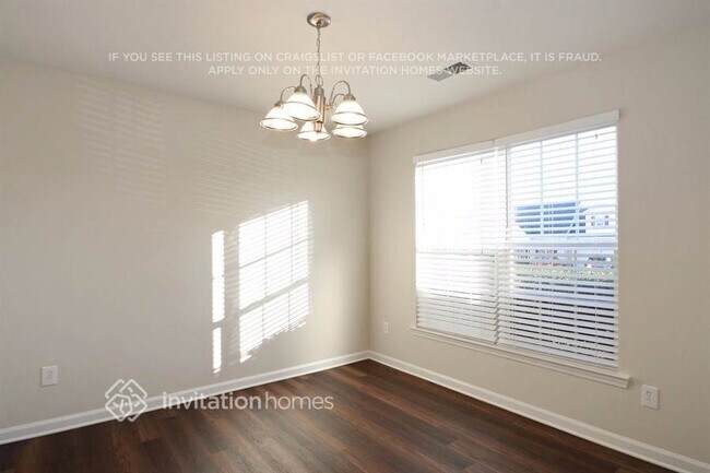 Foto del edificio - 416 Riverwalk Dr NW