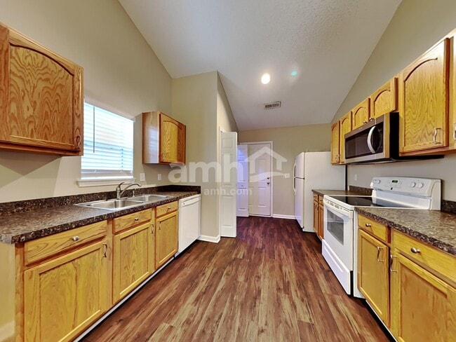 Building Photo - 5277 Copley Cir
