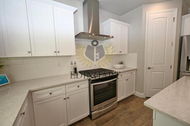 Building Photo - 1439 E Via Albero Dr