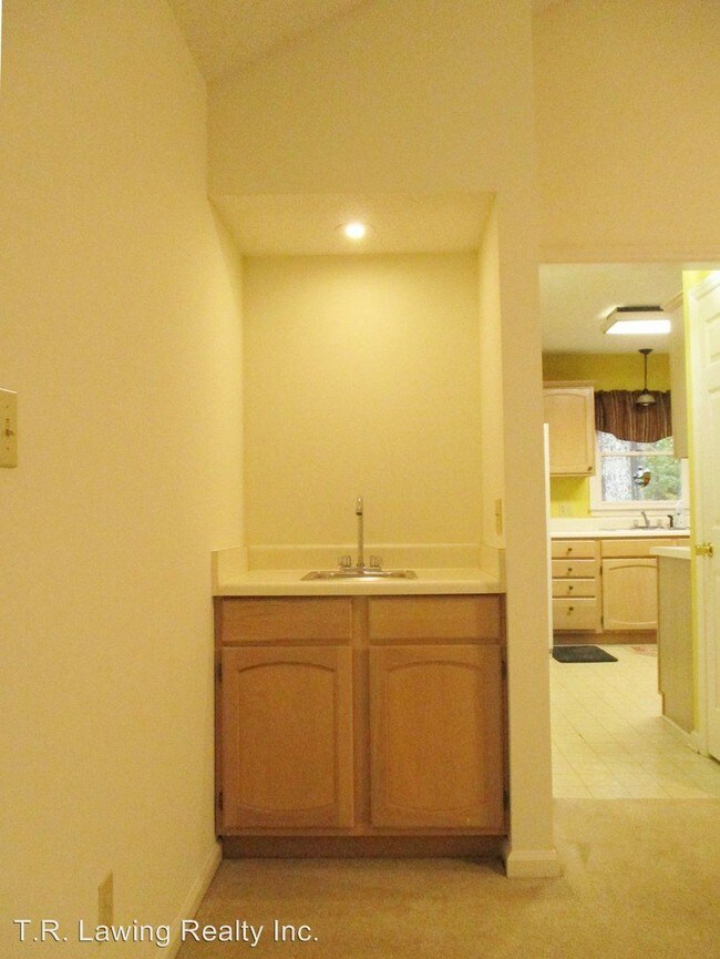 Building Photo - 3 br, 2 bath House - 245 Forest Oak Drive