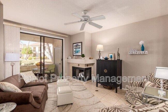 Foto del edificio - 9708-9708 E Vía Linda