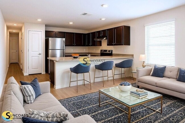 Building Photo - 6408 Sweetbay Ln