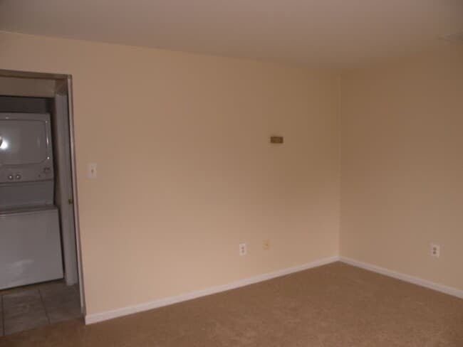 Building Photo - 7 Mosby Ct