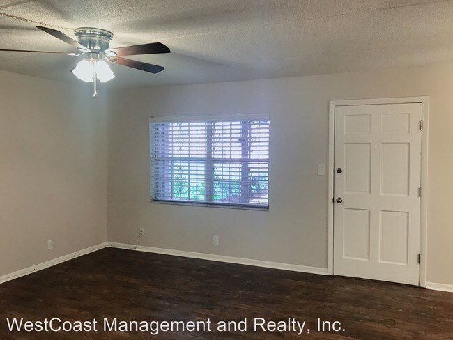 Building Photo - 2 br, 1 bath House - 4708 Michael Ct. # 103