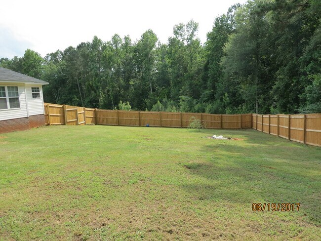 Building Photo - 3410 Traditions Place