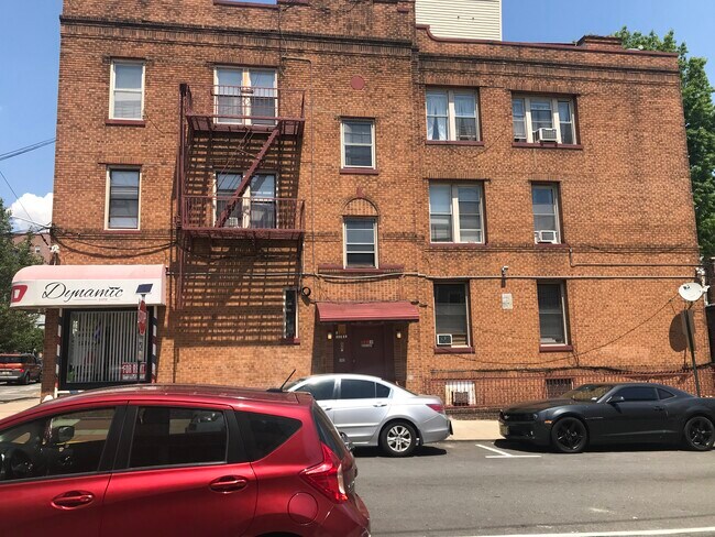 Foto del edificio - 500 New York Ave
