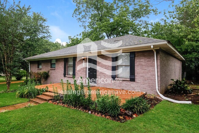 Foto del edificio - 475 Lowe Cir