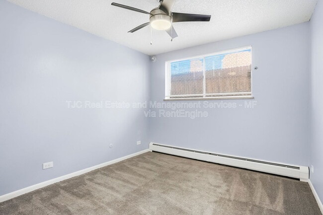 Building Photo - 970 N Downing St