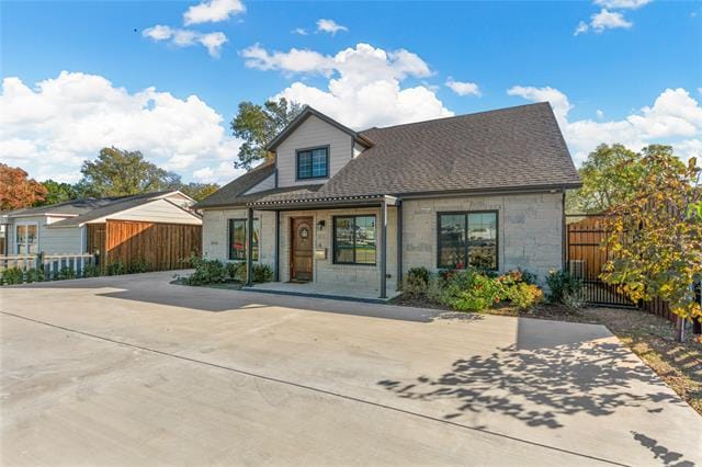 Foto del edificio - 3316 Inwood Rd