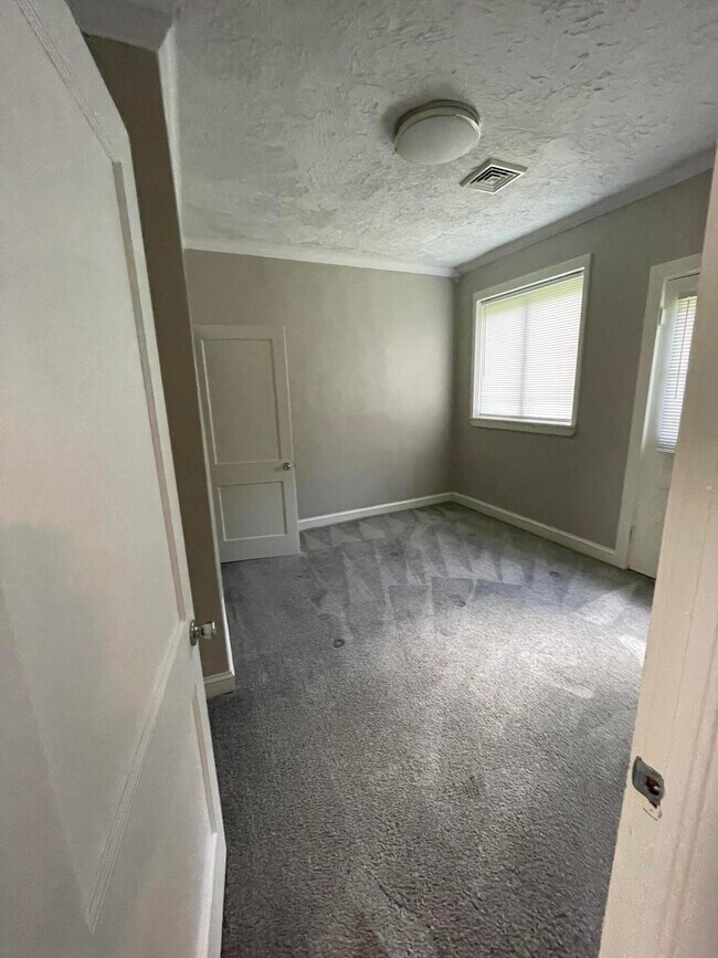 Foto del edificio - 6075 Lee Hwy