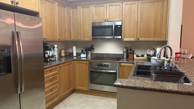 Foto del edificio - 1690 Renaissance Commons Blvd