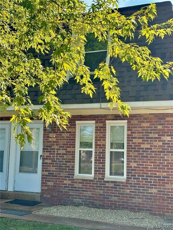 Primary Photo - 103 Walnut St