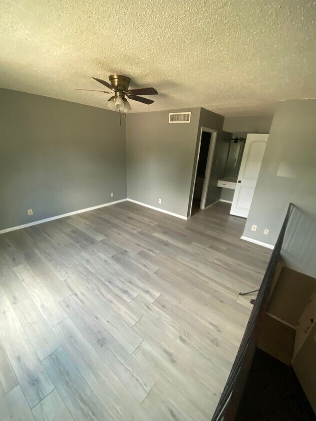 Foto del edificio - Sought after 1 Bedroom apartment