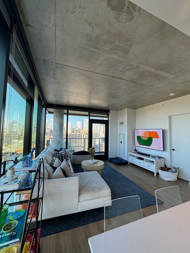 Foto del edificio - 225 N Elizabeth St