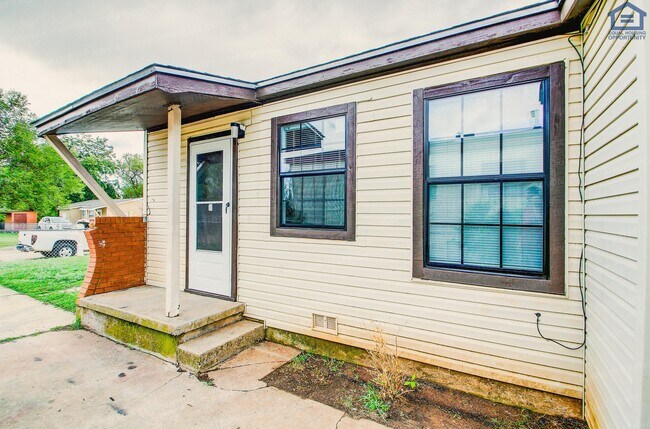 Foto del edificio - 1757 SW 13th St
