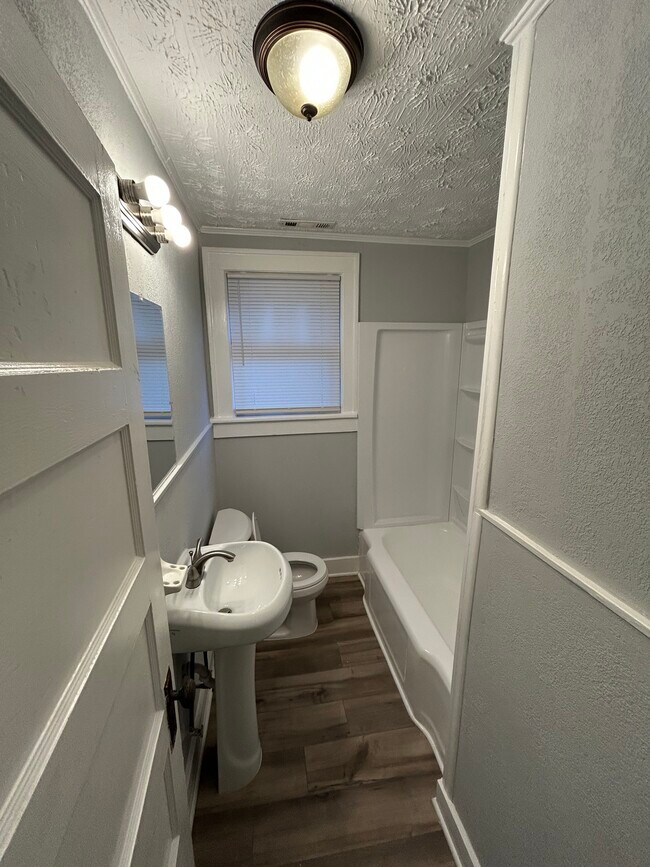 Foto del edificio - 7 Roseway Cir NE