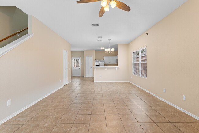 Foto del edificio - 6238 Cottage Pines Dr