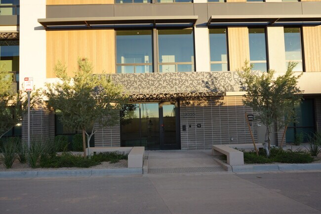 Foto del edificio - 19355 N 73rd Way