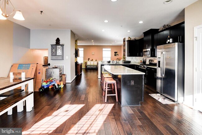 Foto del edificio - 14301 Ridge View Ln