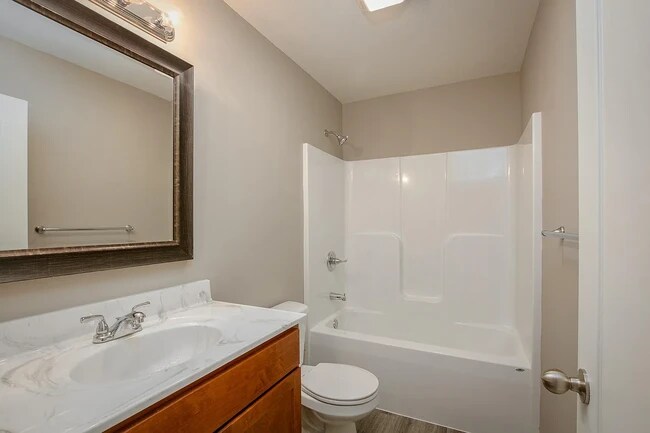 Foto del edificio - 116 Whispering Meadows Pky