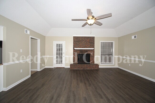 Foto del edificio - 4877 Huntridge Cove