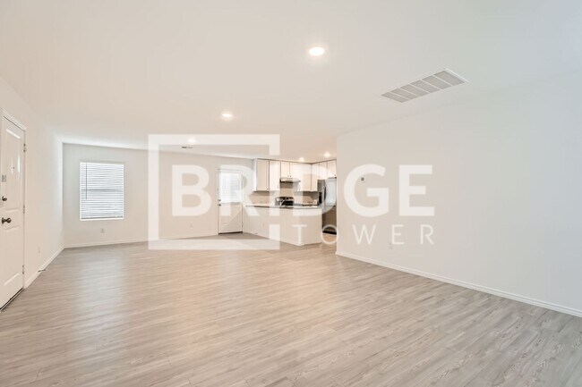 Foto del edificio - 1355 White Willow