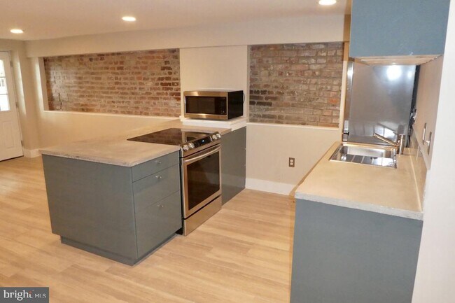 Foto del edificio - 610 9th St NE