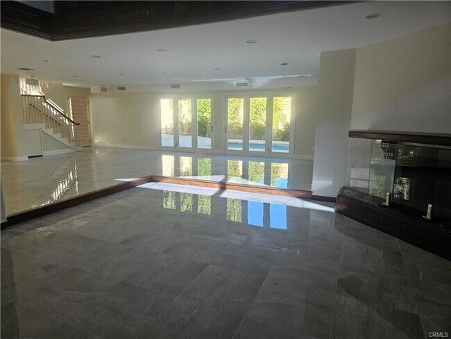 Foto del edificio - 3918 Bon Homme Rd