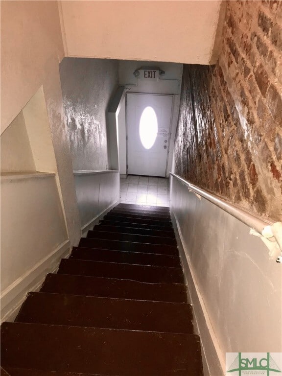 41 Whitaker St Unit C, Savannah, GA 31401 Condo for Rent in Savannah