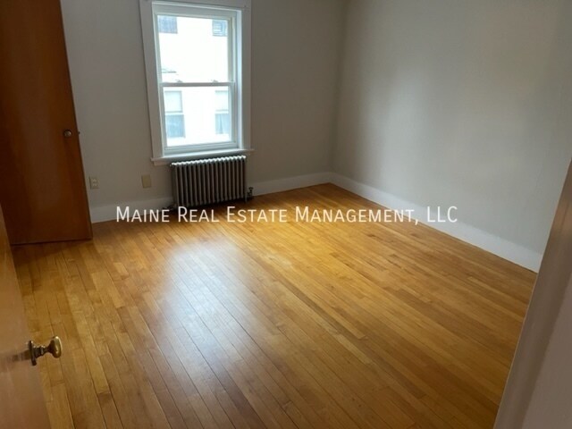 Building Photo - 302 Turner St