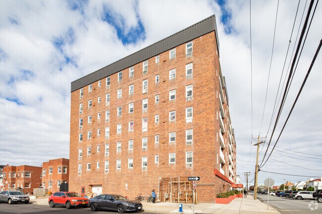Building Photo - Ocean Terrace