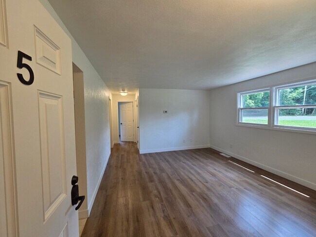 Foto del edificio - 1231 E Maywood Ave